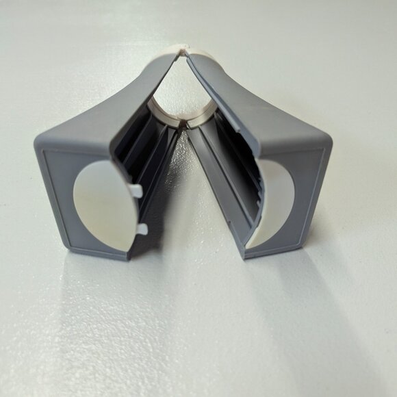 Polder Gray 2-in-1 Hot Sleeve For Curling Iron, Straightener, Wand, Etc. - Picture 8 of 13